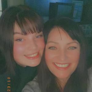 Meet your Posher, Leeanne